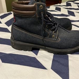 Almost New Mens Levi Strauss@Co. Jean boot size 12 perfect for the weather